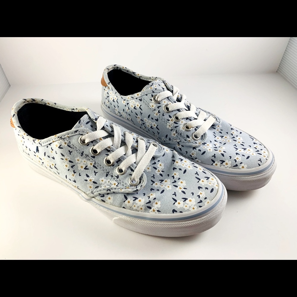 Daisy 🌼 Vans
